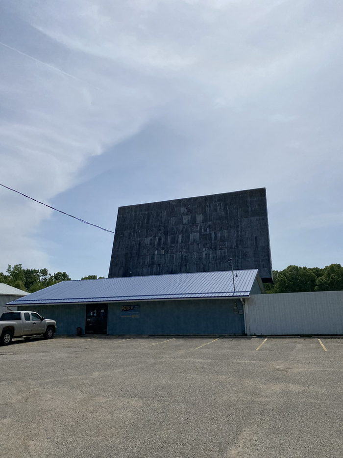 131 Drive-In Theatre - May 29 2022
